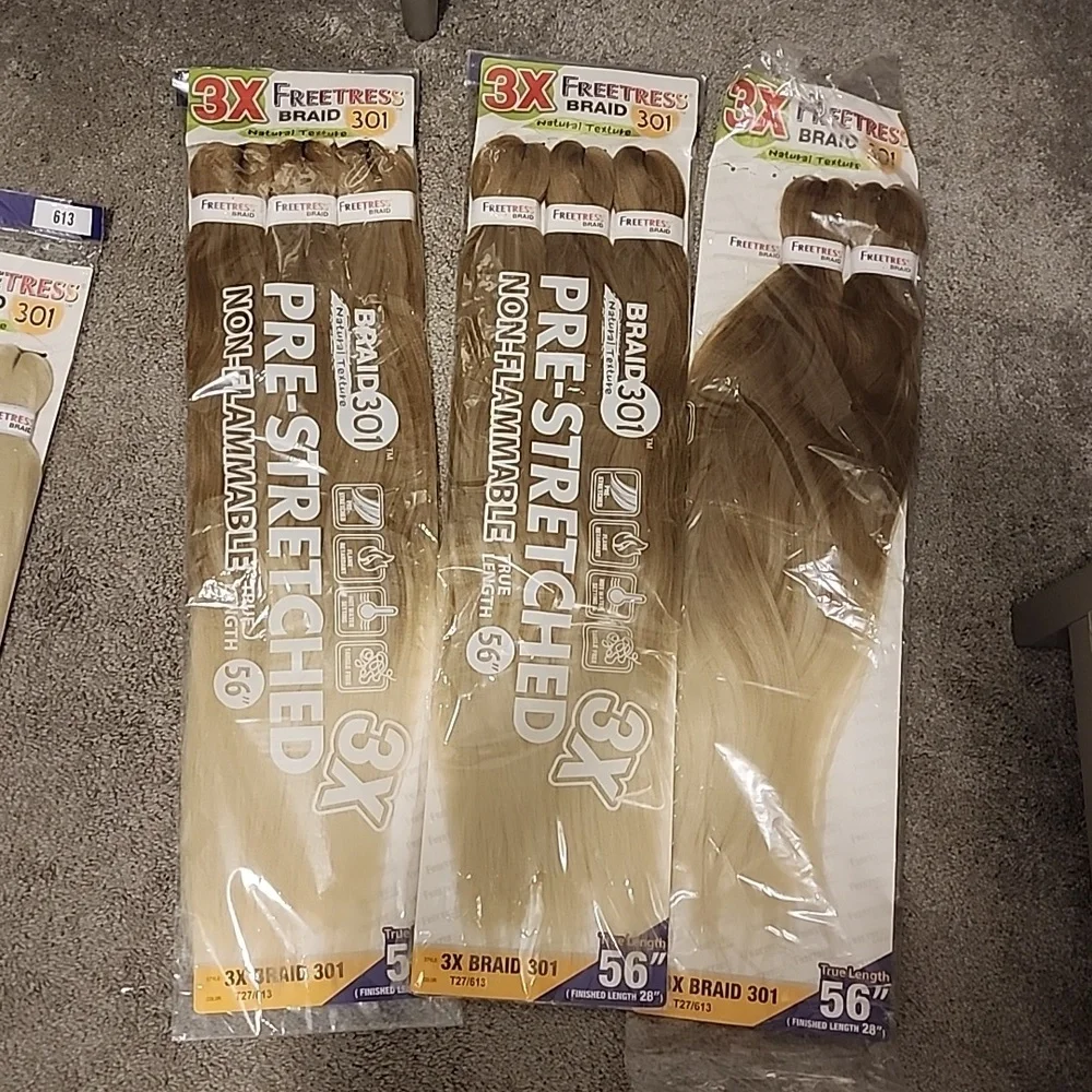 6 Packs Freetress 56" braiding hair 6 packs - Picture 4 of 5